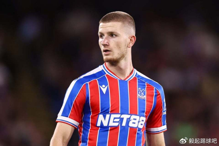 曼联今夏中场引援目标曝光 吉格斯力荐沃顿安德